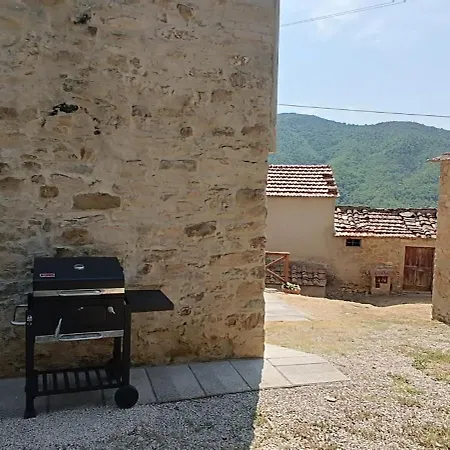 Borgo Ca' Di Gelle - Relax E Natura In Collina Polvano