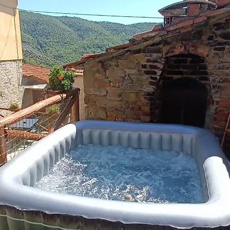 Borgo Ca' Di Gelle - Relax E Natura In Collina Polvano